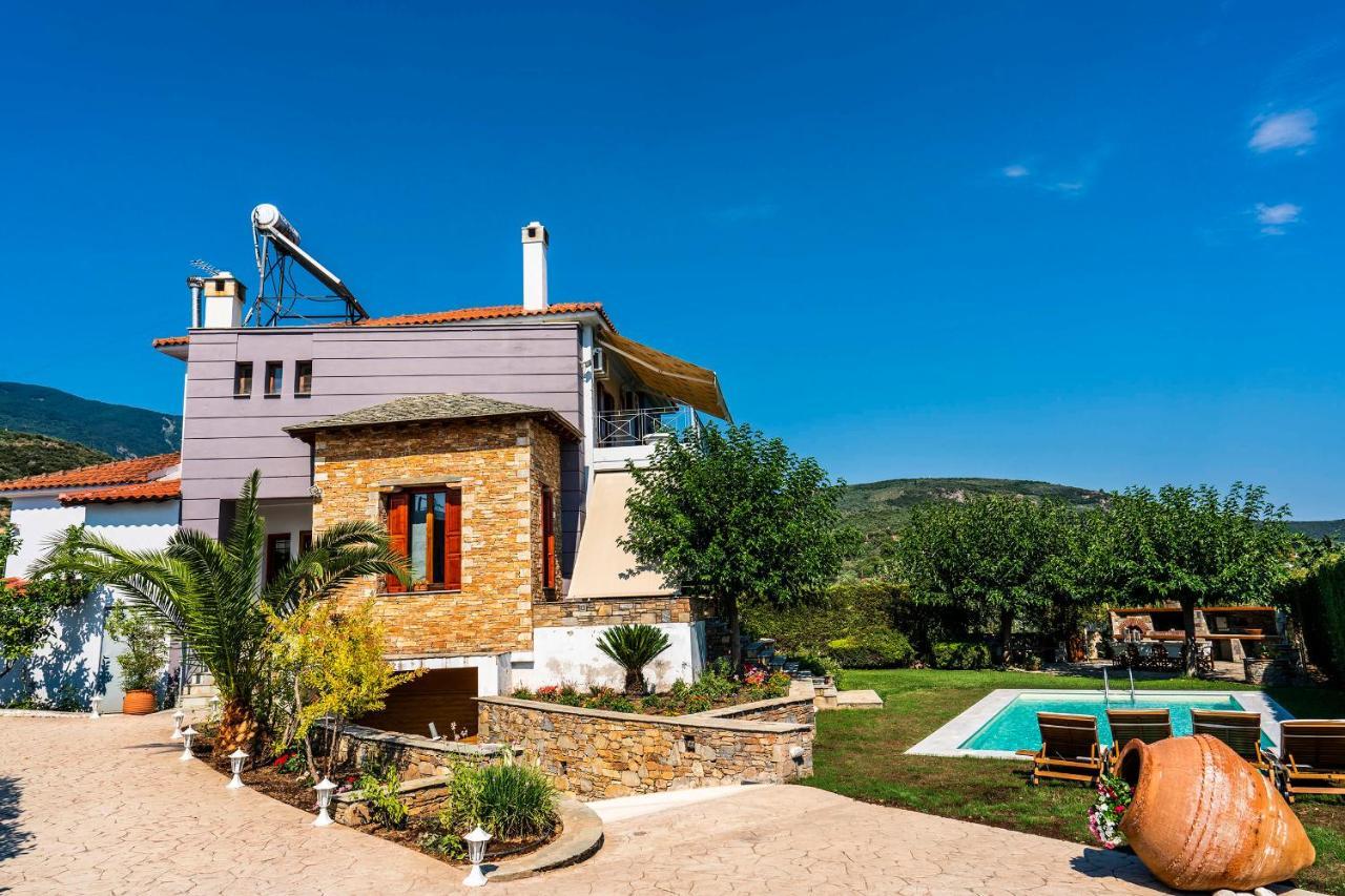 Chariklia'S House With Private Pool Villa Káto Lekhónia Dış mekan fotoğraf